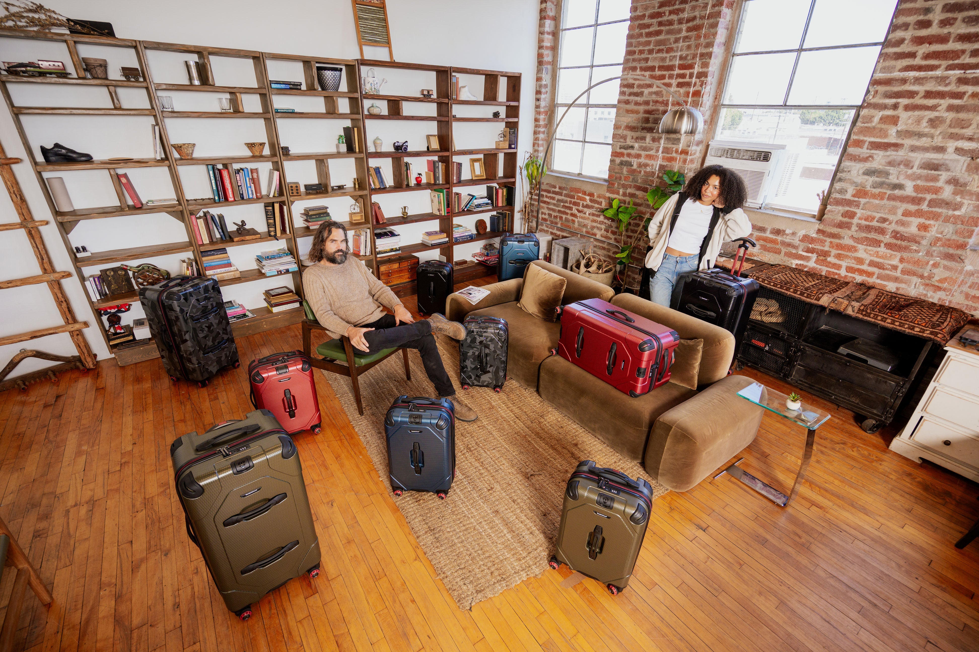 Maxporter II Luggage | Polycarbonate Suitcase | Traveler's Choice