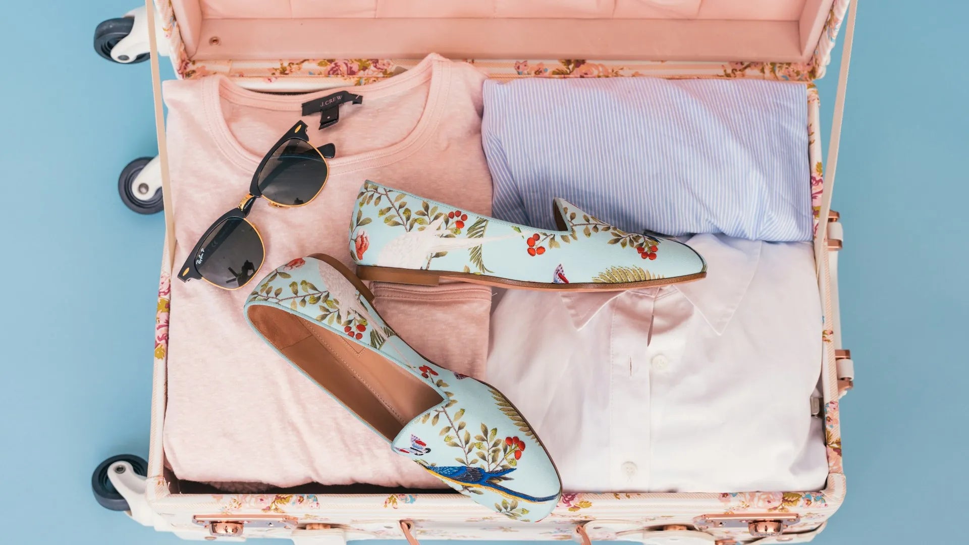 Family Packing Checklist & Essentials – Traveler's Choice
