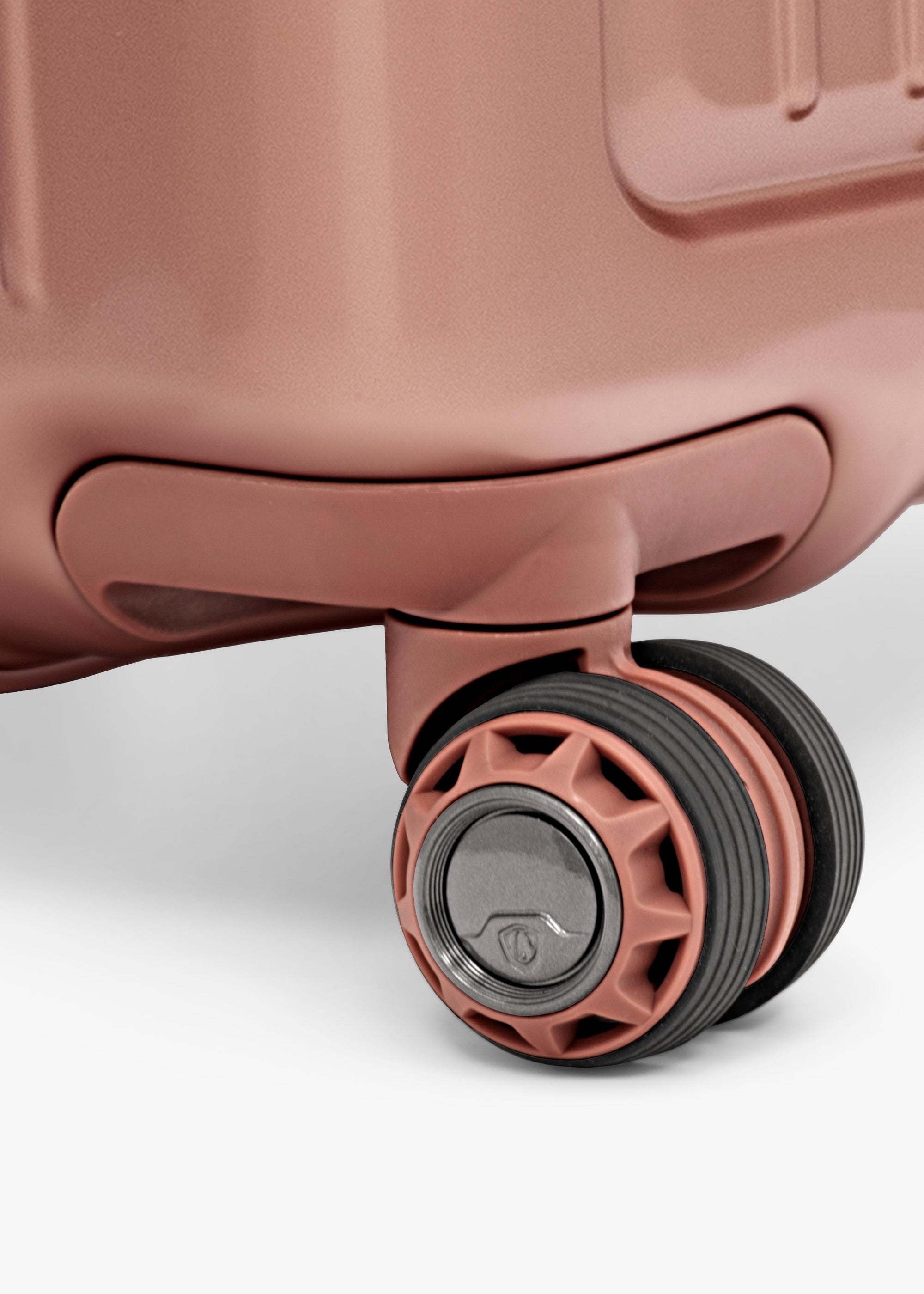 Ultimax II Medium Trunk