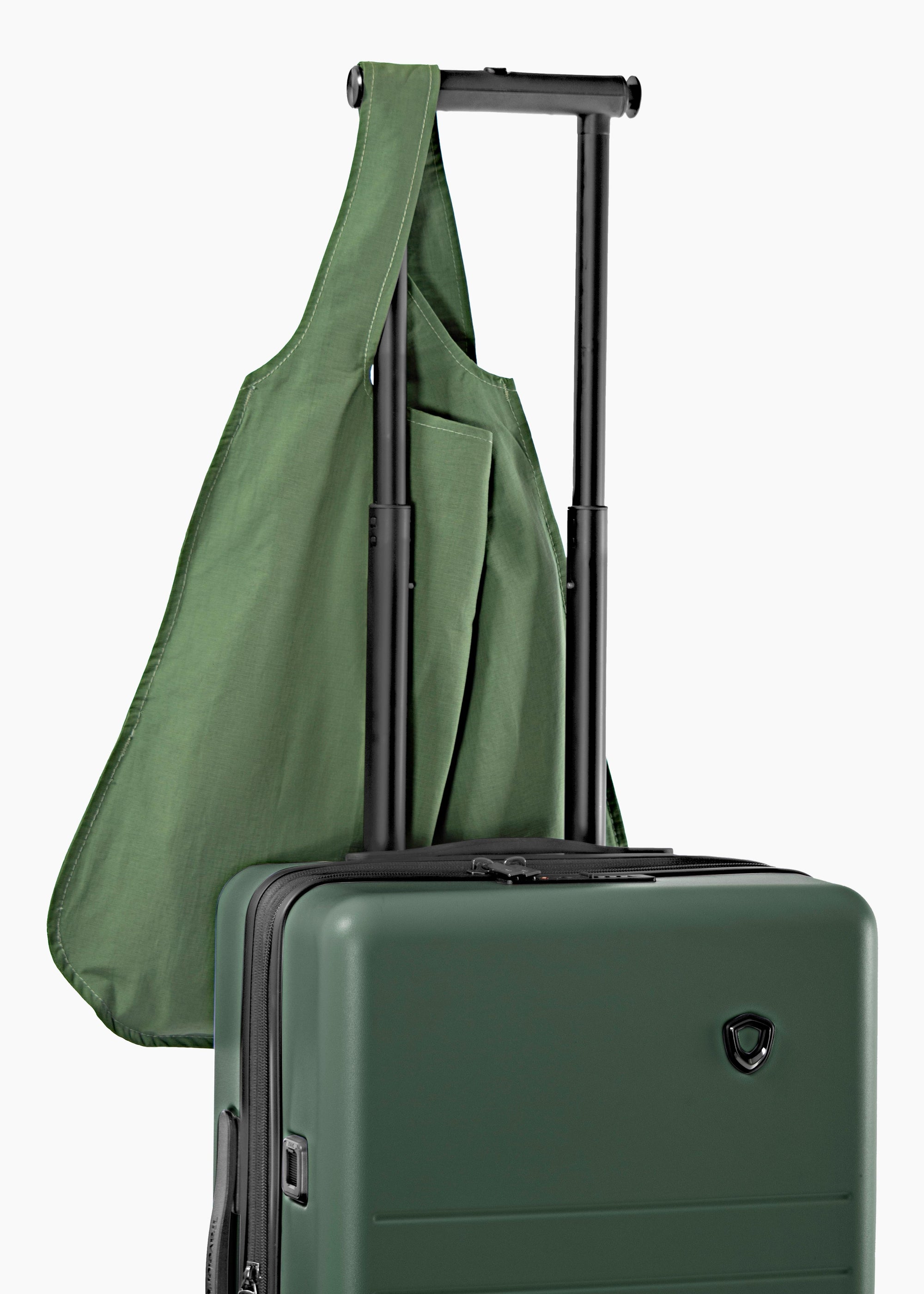 Markham Carry-On