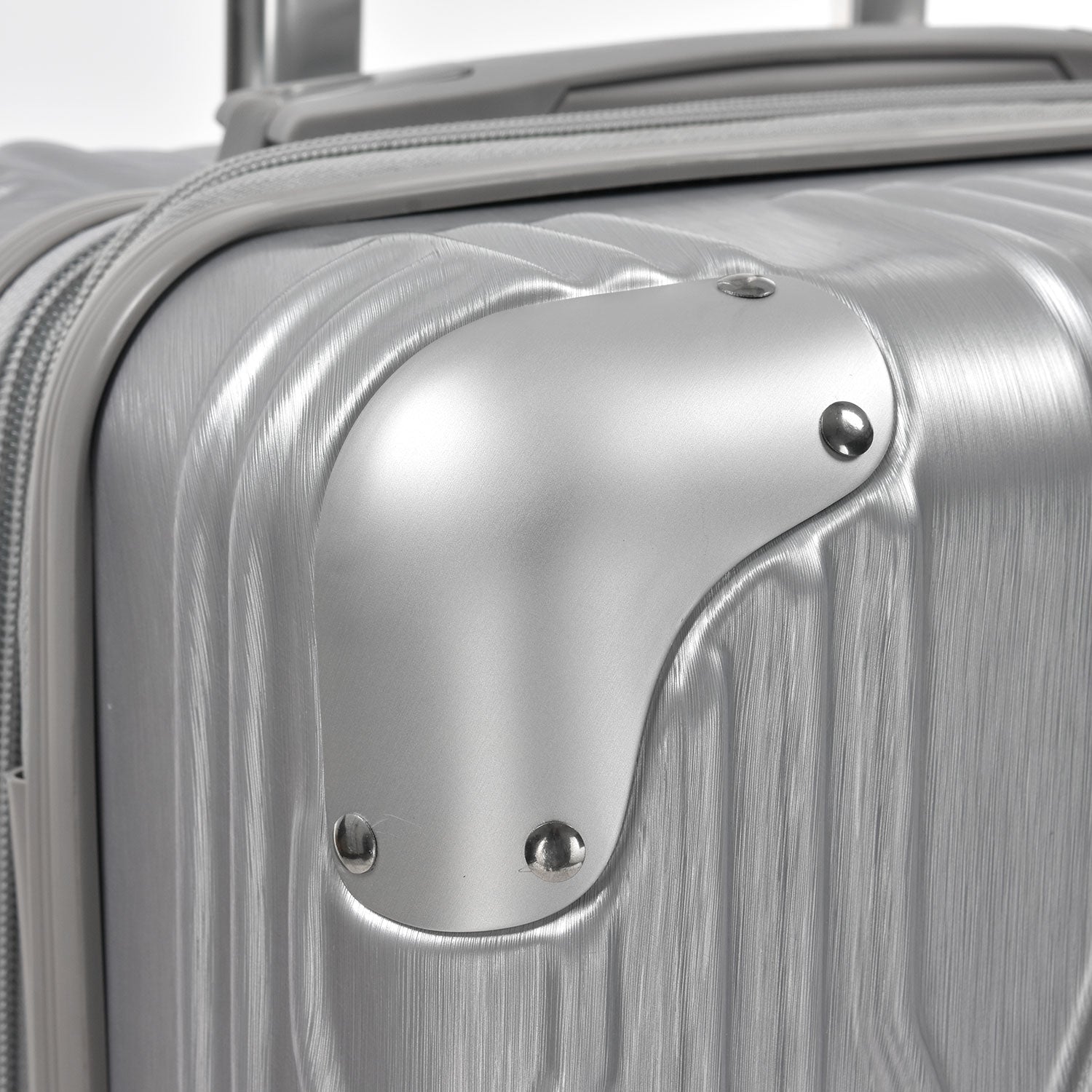 Size does matter: Which Rimowa Classic Flight carry on size?
